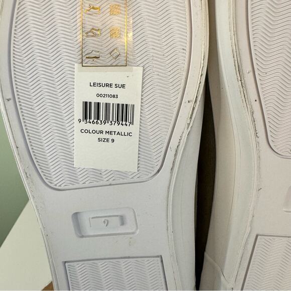 Evans Women's Metallic Tan Velcro Closure Sneaker Size 9.5 Extra Wide EE - Picture 9 of 11